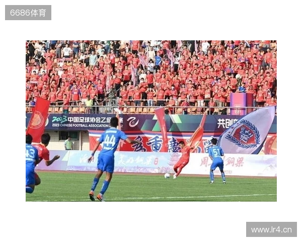 东体：铜梁龙三年三级跳书写“山城”韧性，中超版图重迎重庆红