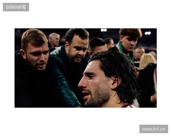 从天堂到地狱，索博在2-1领先后疯狂庆祝，被绝杀后伤心落泪