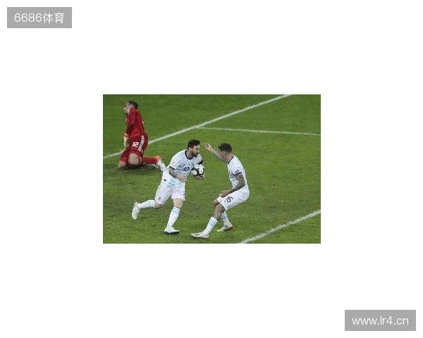 远藤航:虽然赢球是件好事,但并不意味着我对一切都满意 远藤航:虽然赢球是件好事,但并不意味着我对一切都满意