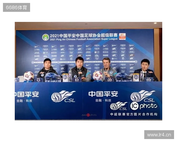 成都蓉城赛前:明天会拿出百分百的斗志全力拼搏,争取拿下三分! 成都蓉城赛前:明天会拿出百分百的斗志全力拼搏,争取拿下三分!